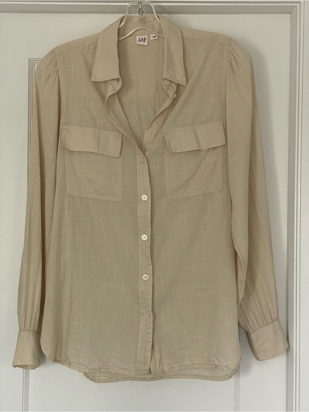 GAP Cream Lightweight Cotton Loose Button-Up Shirt